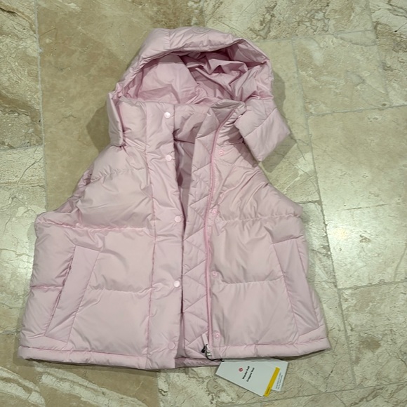 lululemon athletica Jackets & Blazers - Lululemon wunderpuff cropped vest size 6 NWT